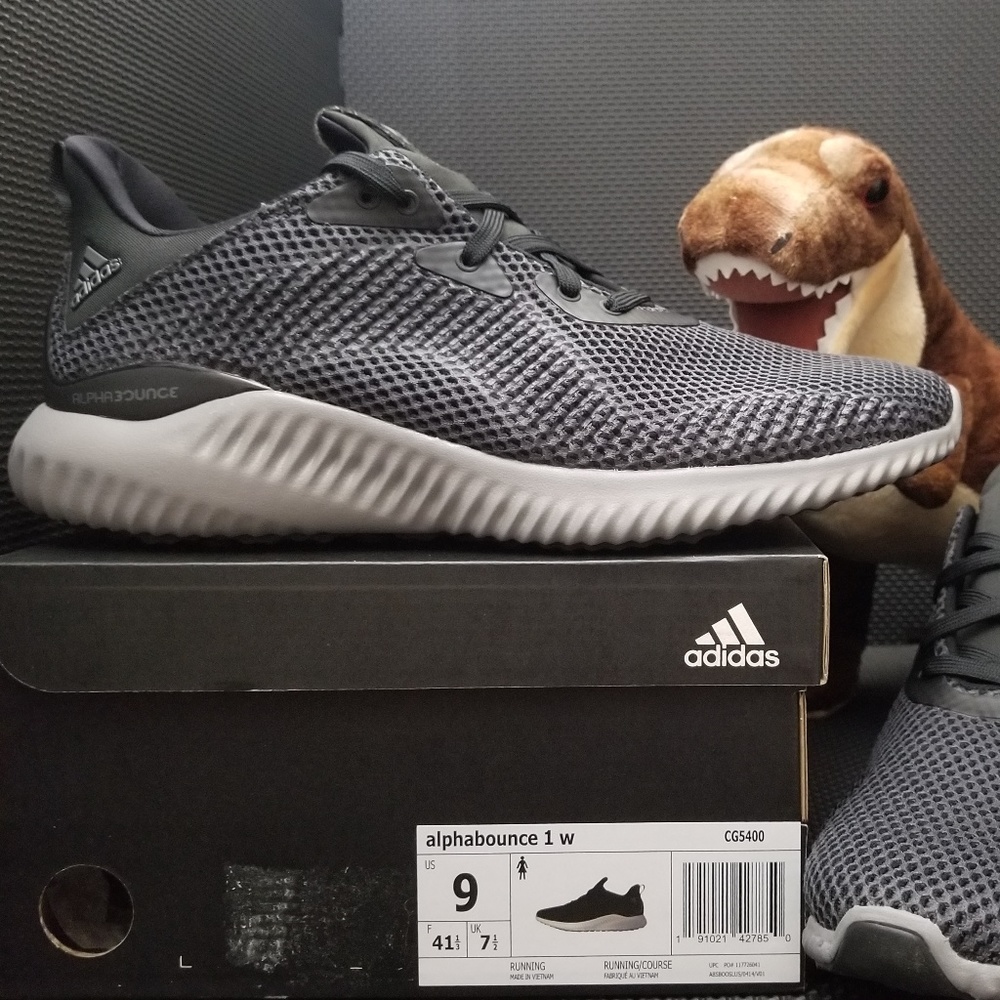 NEW Adidas Womens Alphabounce Shoes